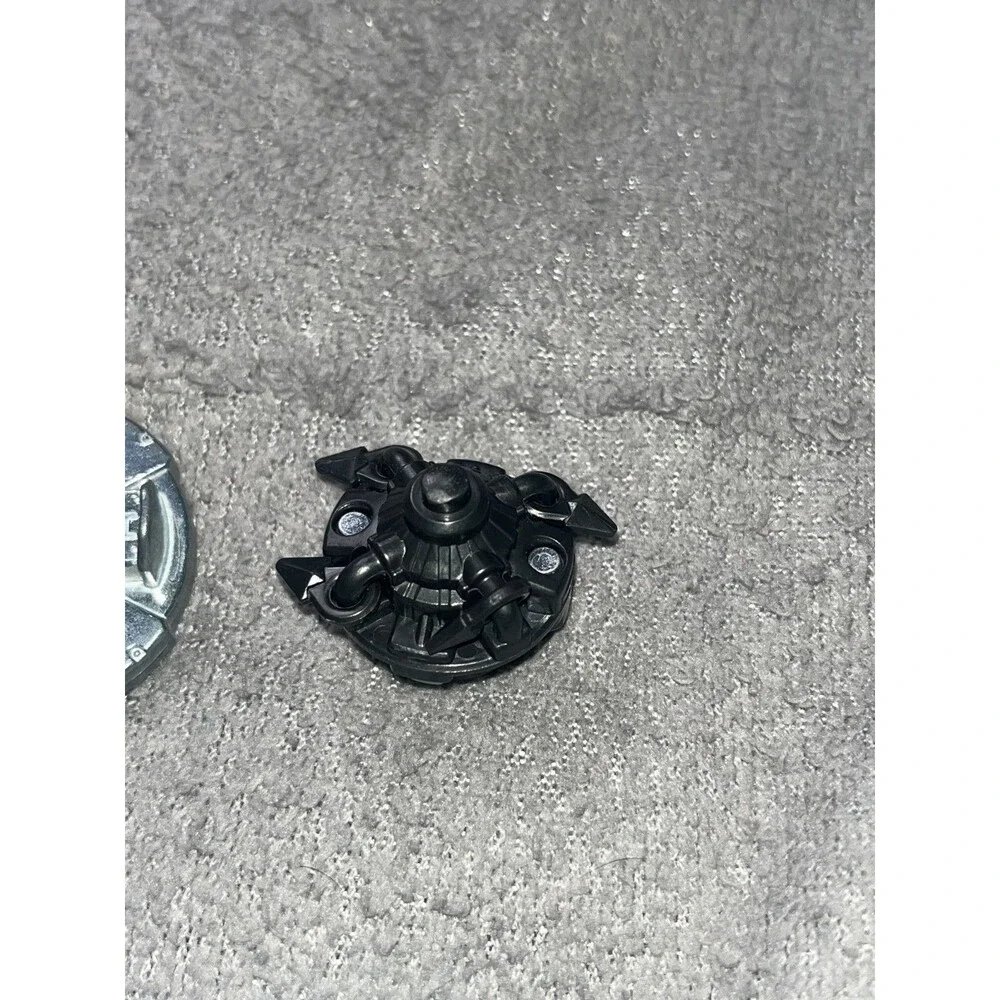 Beyblade Burst Lot Tomy Hasbro 2 Beys Trident Heavy Claw Valtryrek w/ Launcher
